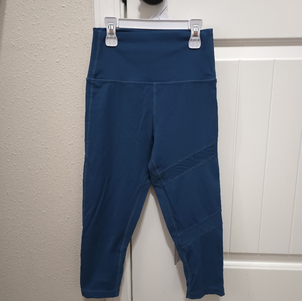 ZYIA Blue Capri Leggings High Waist Athletic Wear